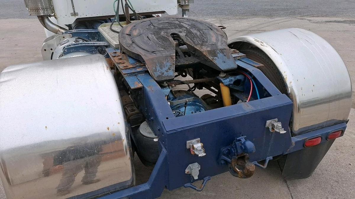 Used 1991 Peterbilt 379 Semi