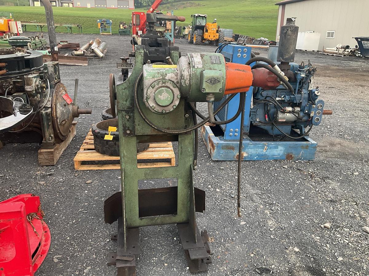 Used Hanchett Stretcher Roller