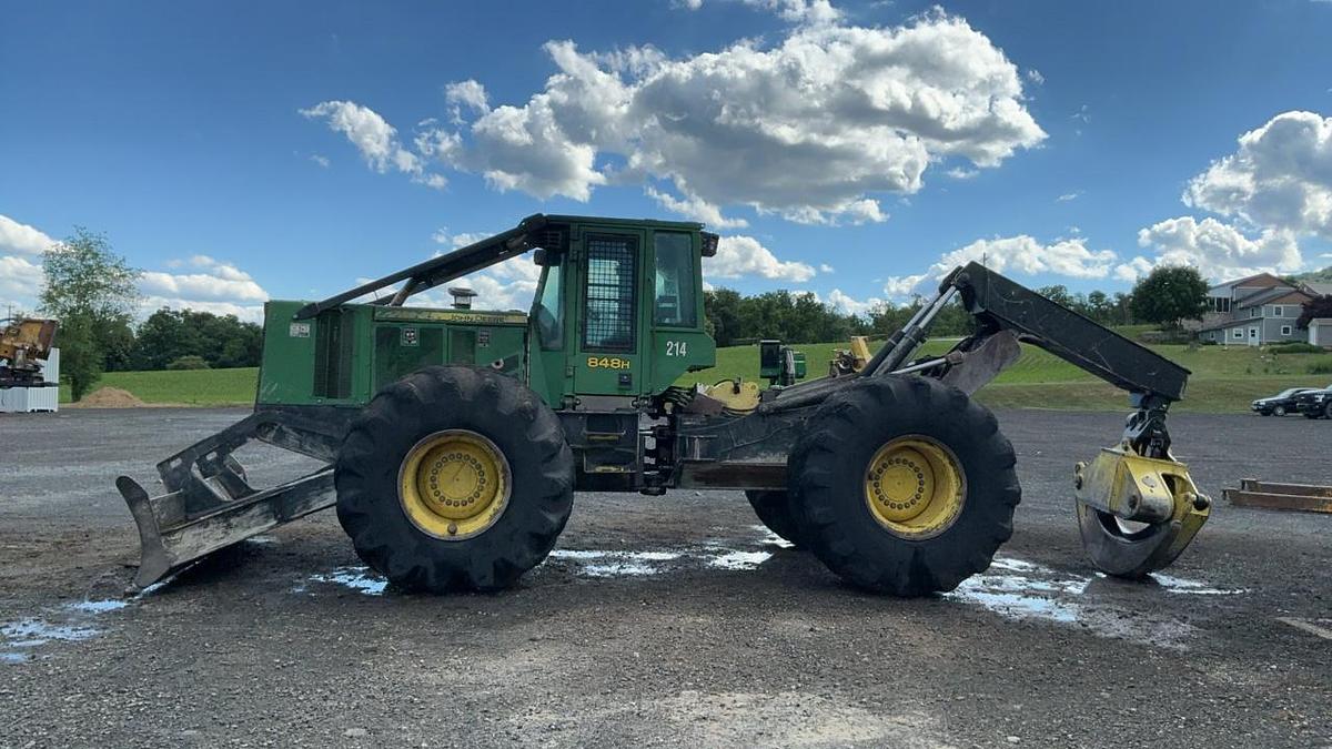 Used 2012 John Deere 848H Grapple Skidder
