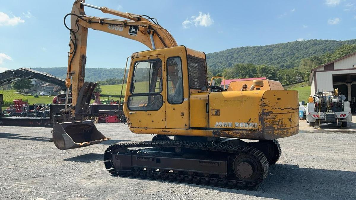 Used 1988 John Deere 490D Excavator
