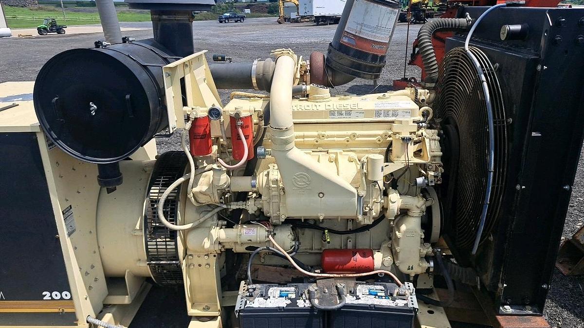 Used Detroit 671 Genset with Kohler 200R0ZD Generator