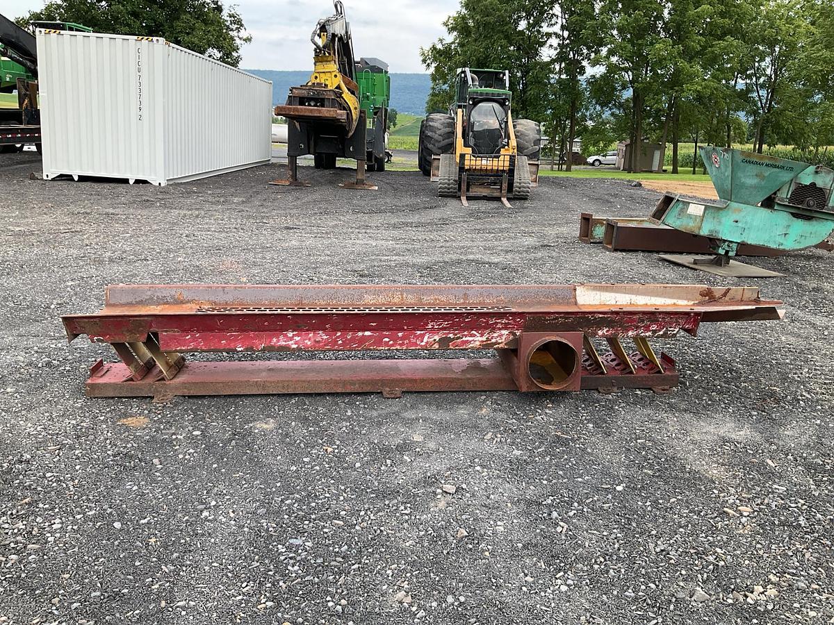 Used Mellott Vibrating Conveyor Section