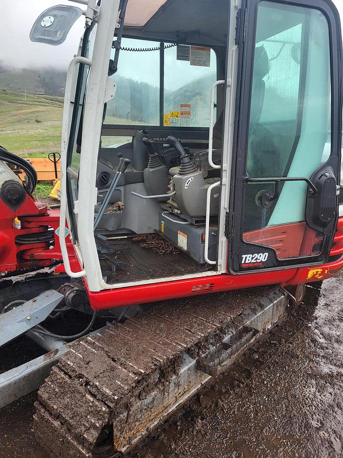 Used TB290 Takeuchi Excavator