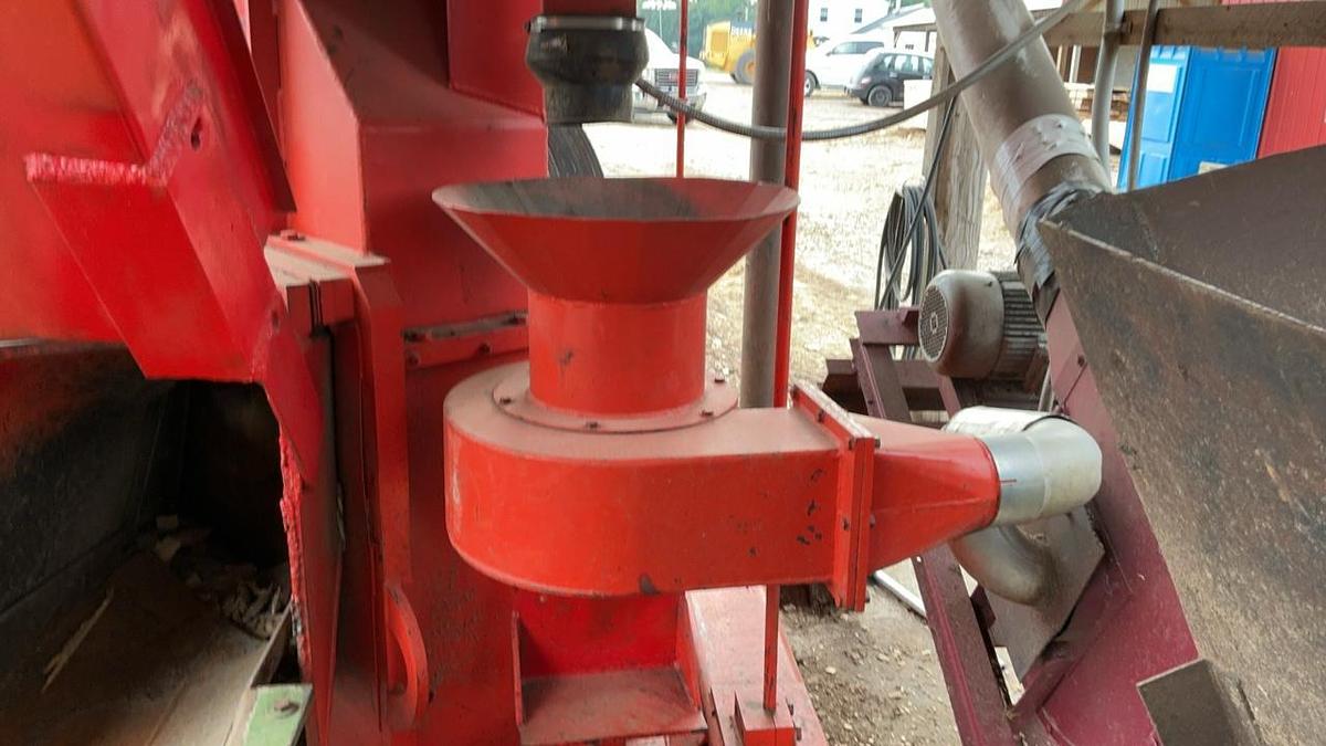 Used Morbark 580 Chip Pack
