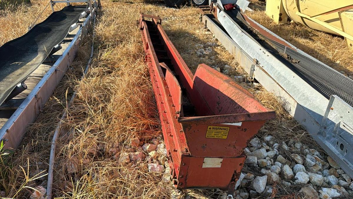 Used Knowles FE10 Single Chain Paddle Conveyor