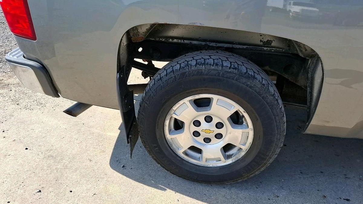 Used 2013 Chevy 1500 Pickup Truck