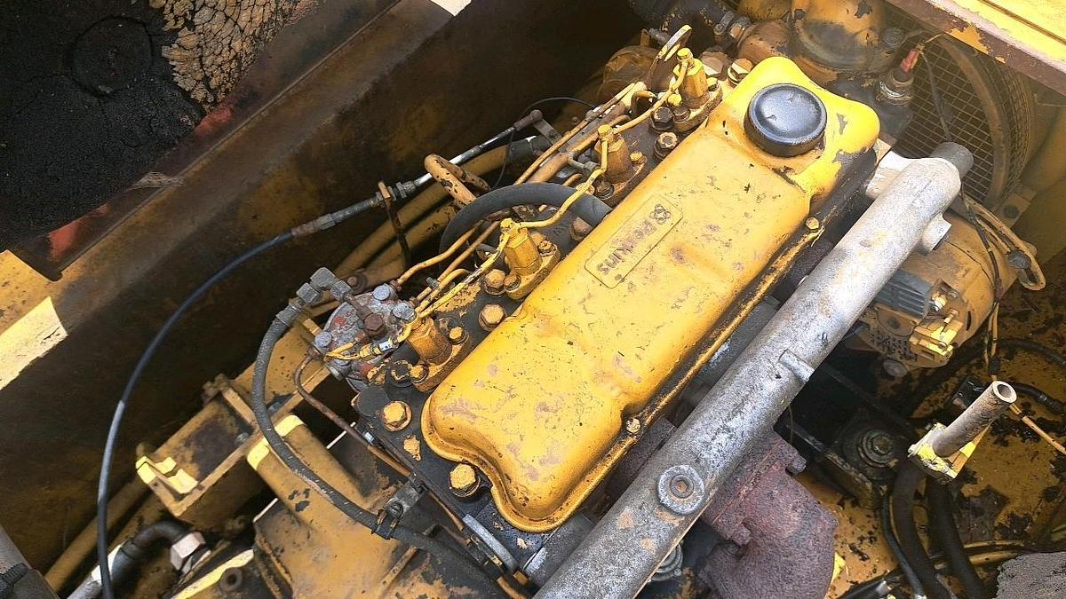 Used 1989 Caterpillar 211 Excavator