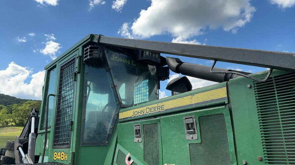 Used 2012 John Deere 848H Grapple Skidder