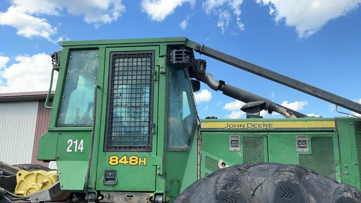 Used 2012 John Deere 848H Grapple Skidder
