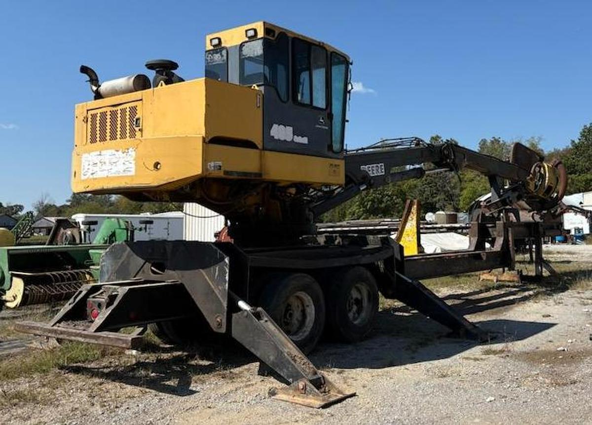 Used 435 John Deere Knuckleboom with Delimber