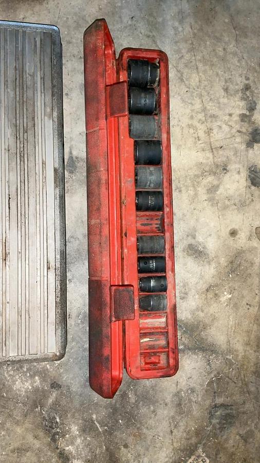 Used Breaker Bar and Sockets