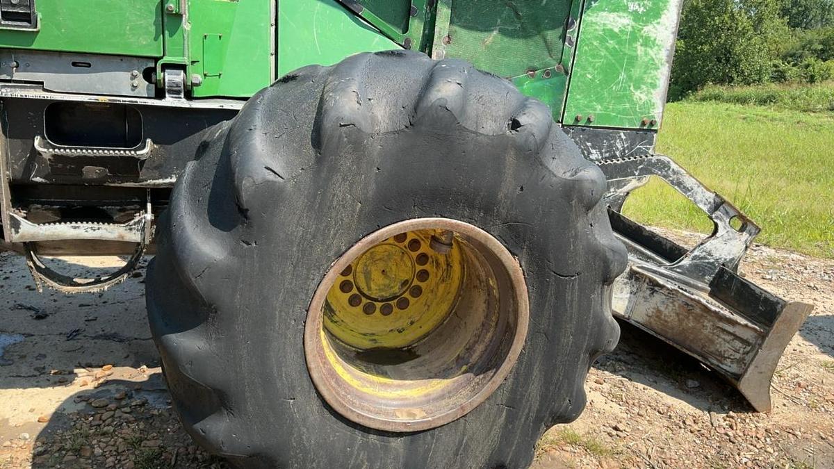 Used 2010 John Deere 548GIII Grapple Skidder