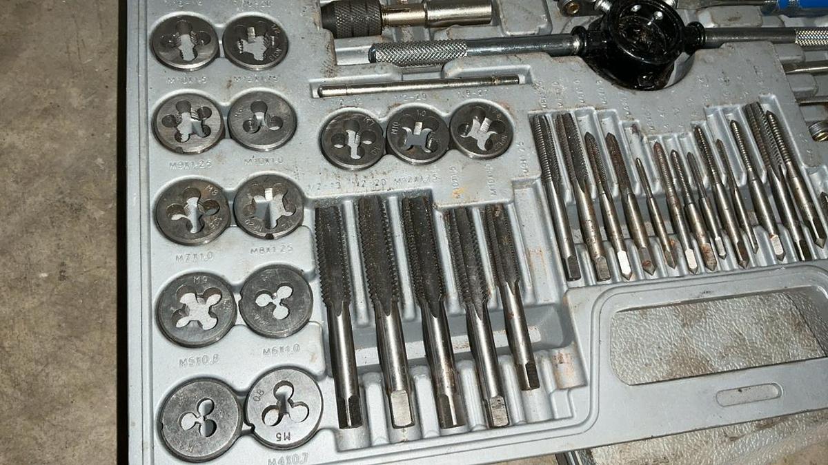 Used Tap & Die Set