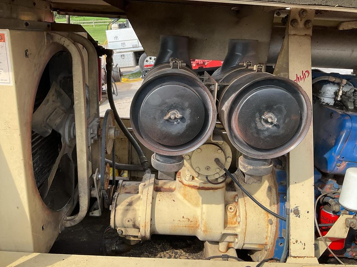 Used 1993 Ingersoll Rand P250BWD Portable Air Compressor