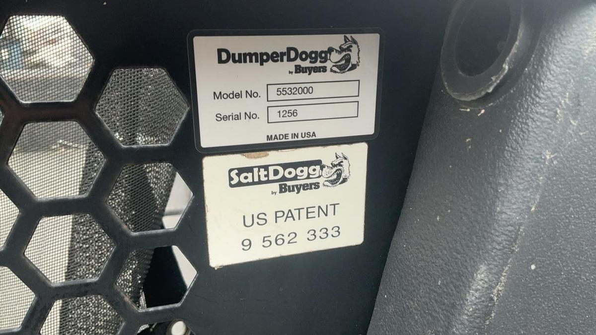 Used Dumper Dogg 5532000 Pickup Bed Insert