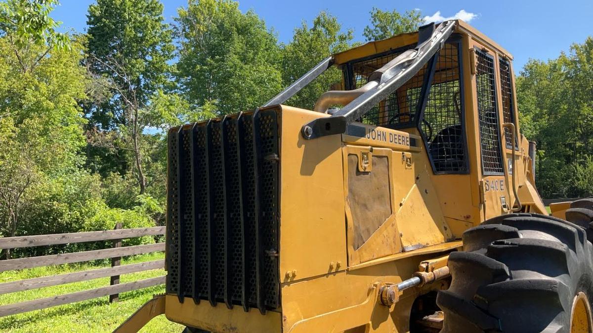 Used 1994 John Deere 540E Cable Skidder