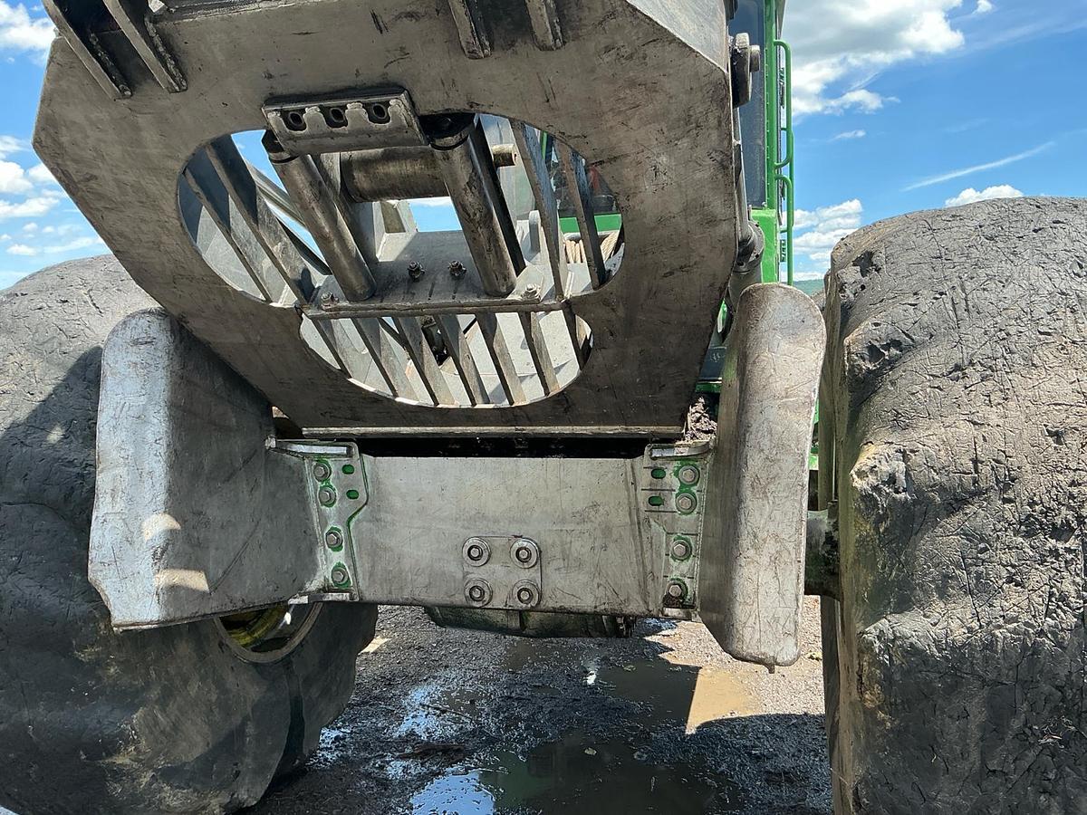 Used 2019 John Deere 848L Grapple Skidder