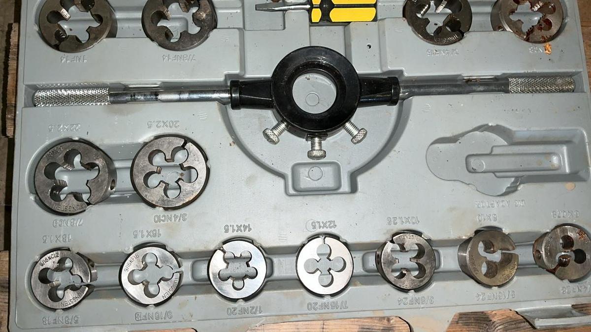 Used Tap & Die Set