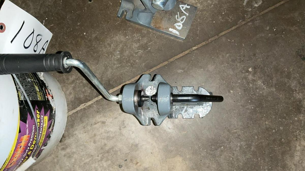 Used Saw Chain Tools and Parts