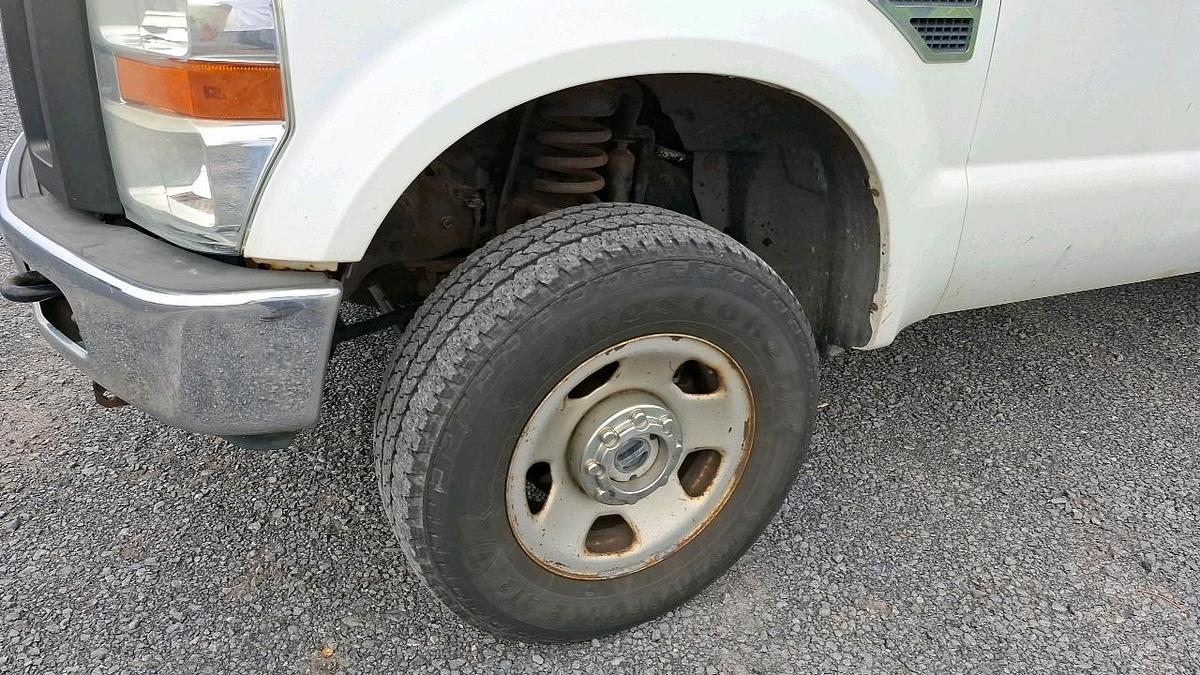 Used 2008 Ford F350 Pickup Truck