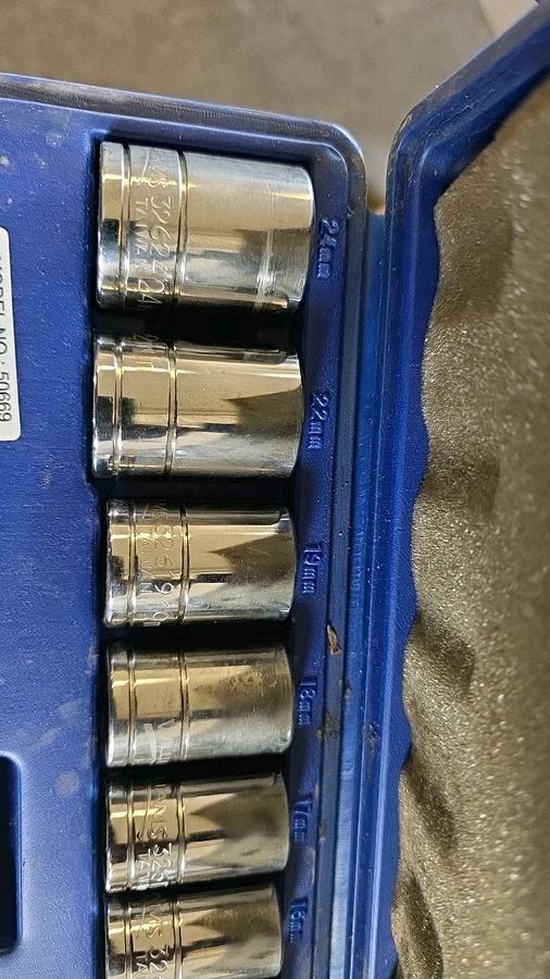 Used Williams Socket Sets and Screwdrivers
