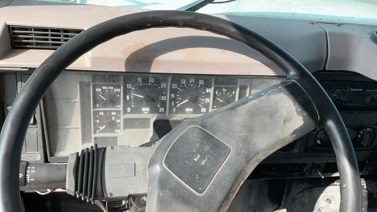 Used 1997 International Navistar 4700 4x2 Box Truck