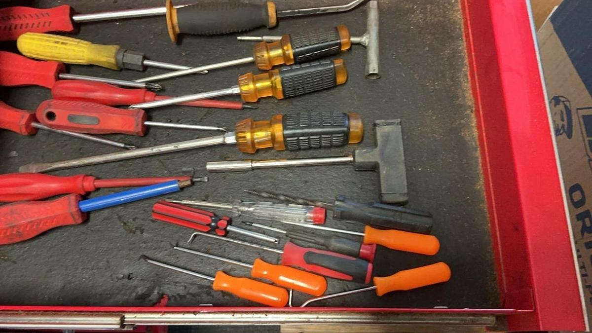 Used U.S. General Tool Box and Contents