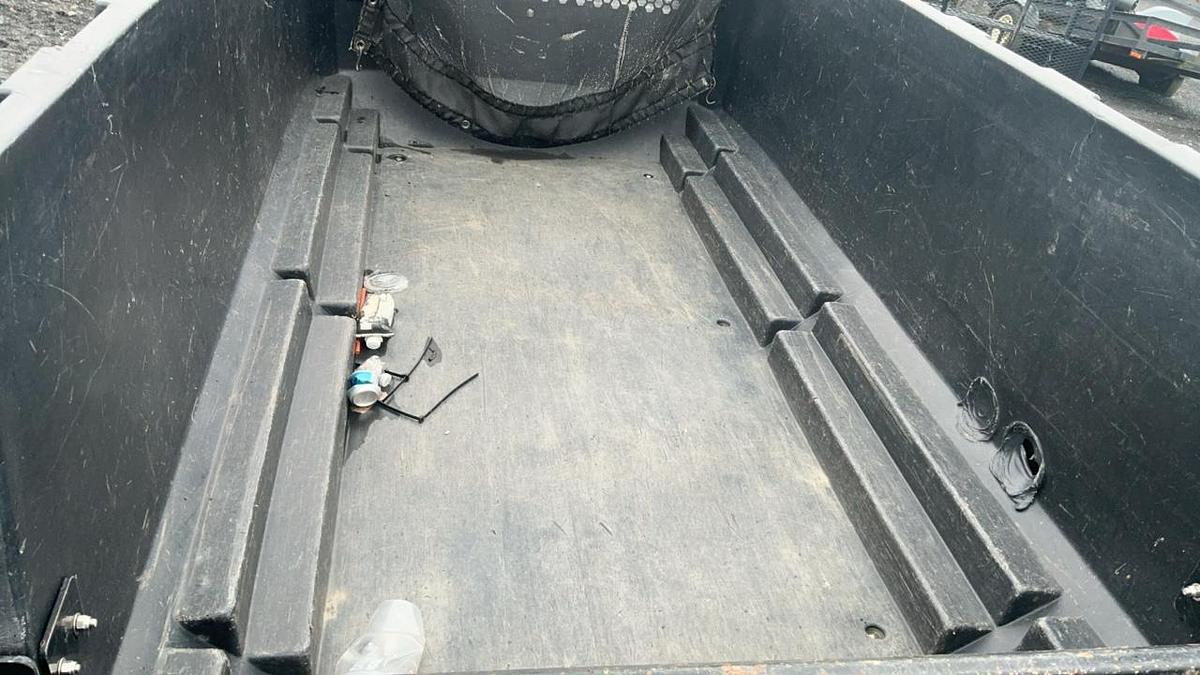 Used Dumper Dogg 5532000 Pickup Bed Insert
