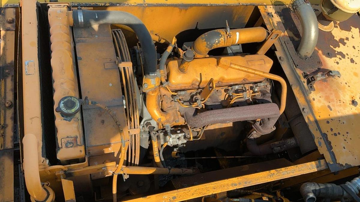 Used 1988 John Deere 490D Excavator