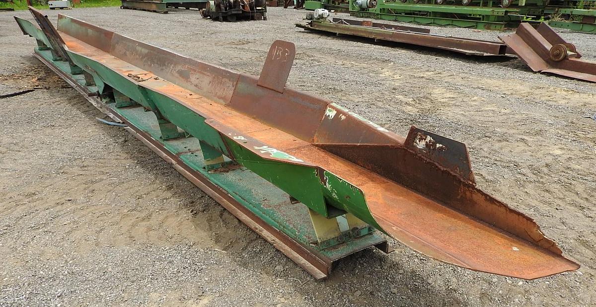 Used Vibrating Conveyor