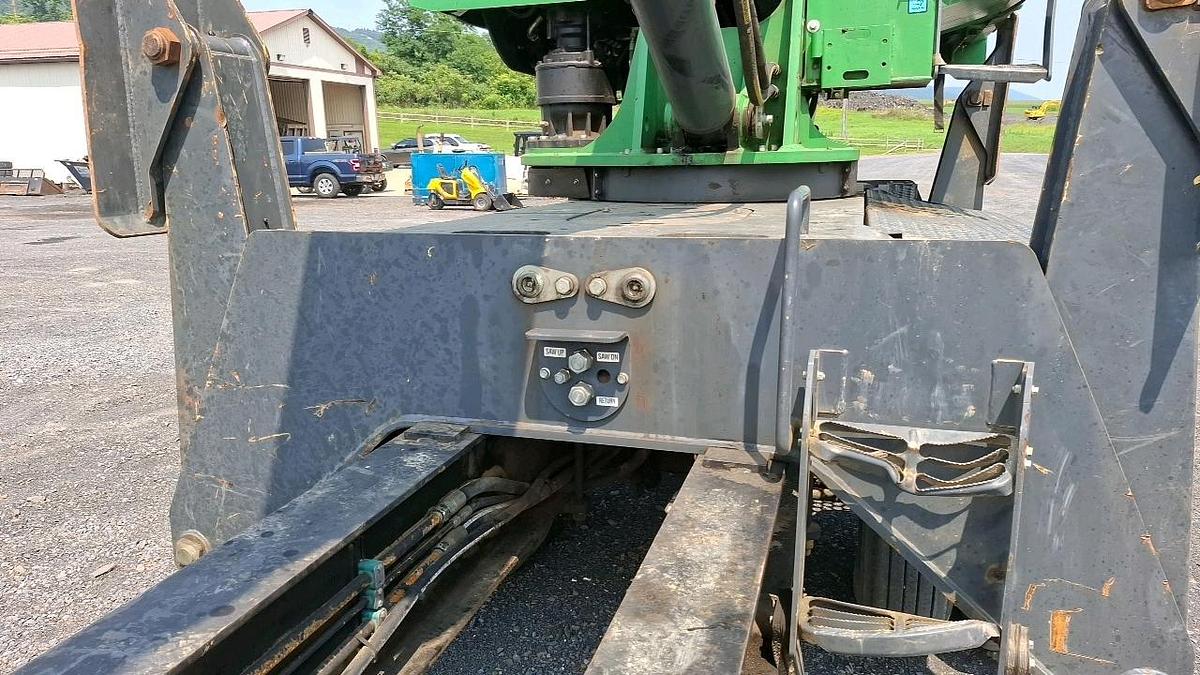 Used 2019 John Deere 437E Knuckleboom