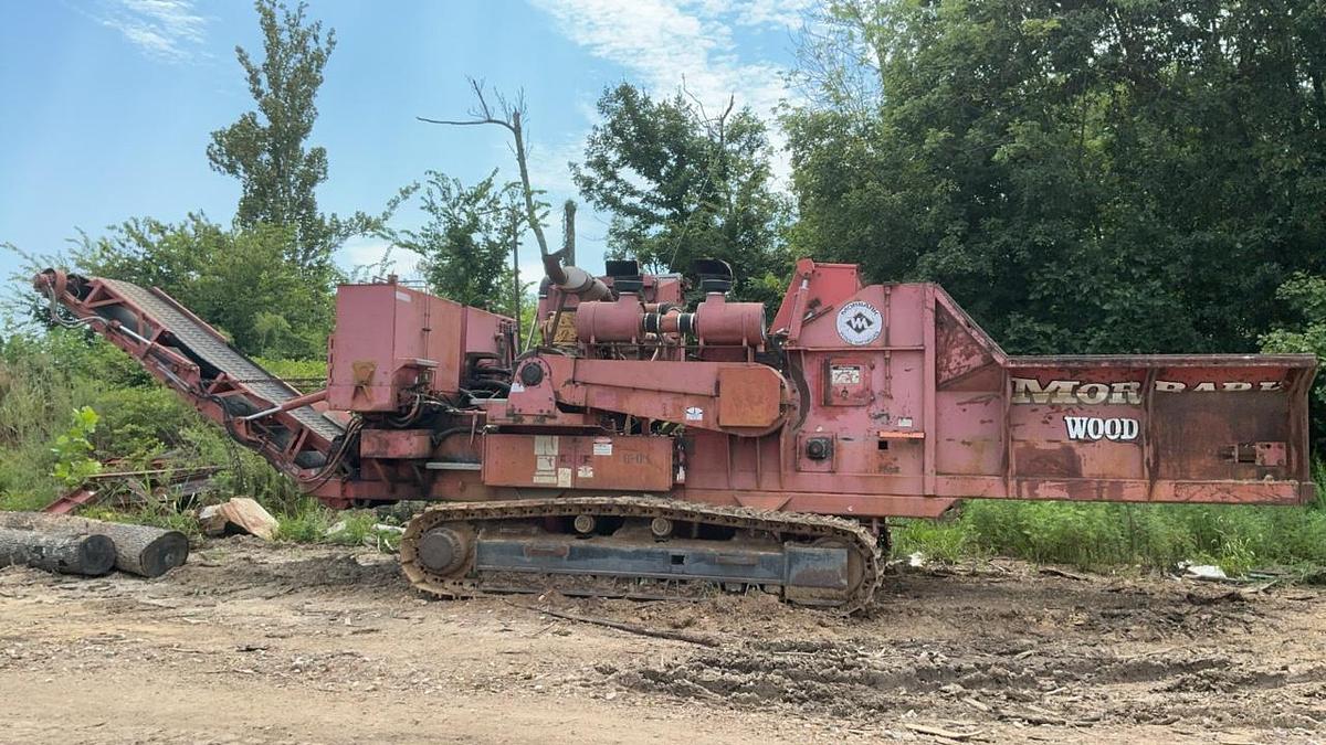 Used Morbark 4600 Grinder