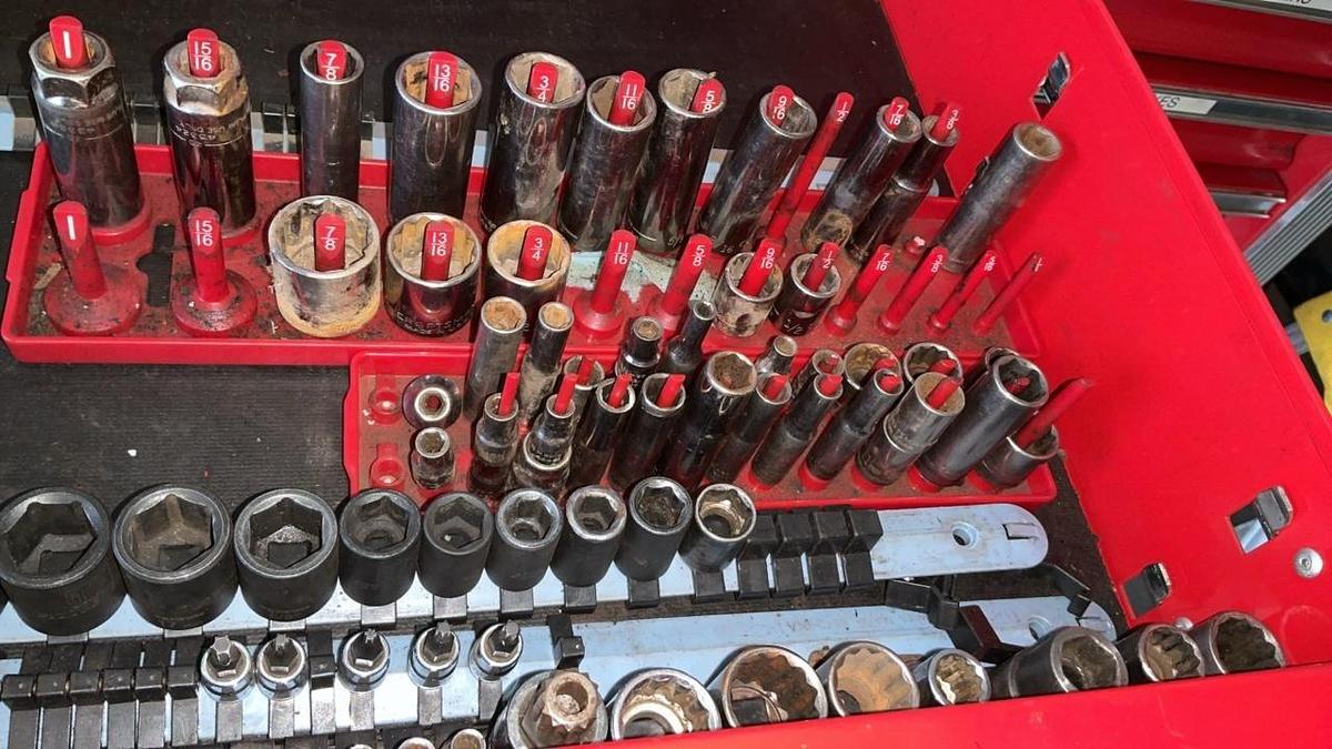 Used US General Tool Chest with Tools