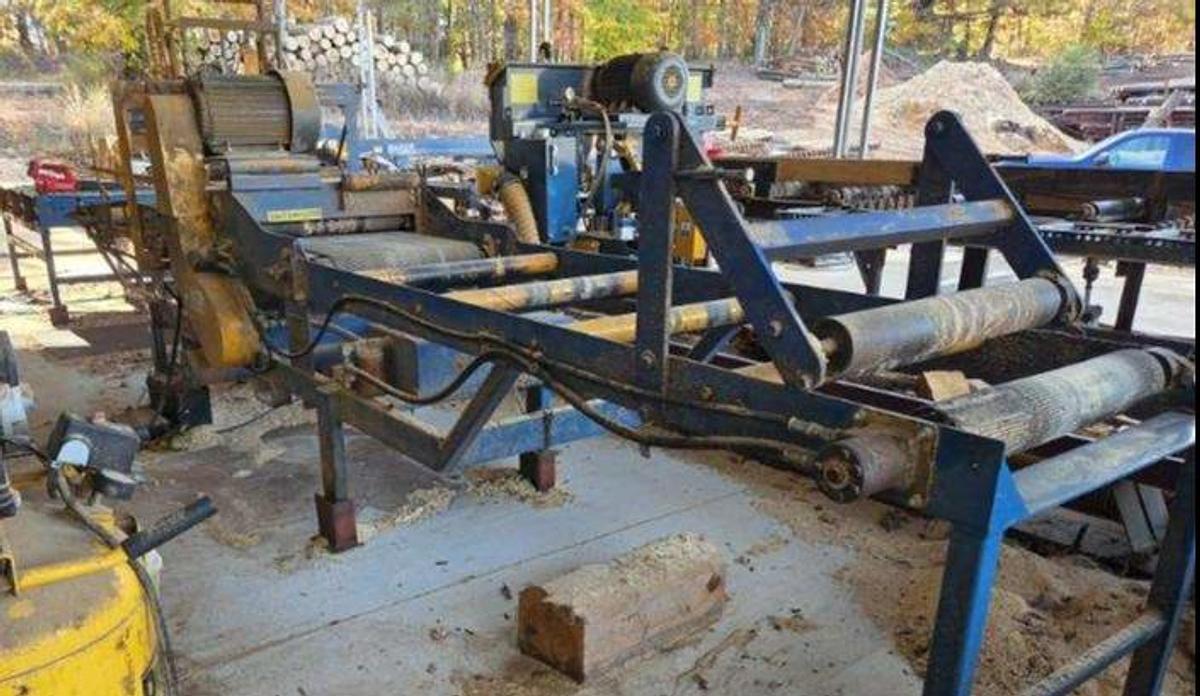 Used BBS - 0 36-30 Baker Band Mill & Baker Board Edger Setup