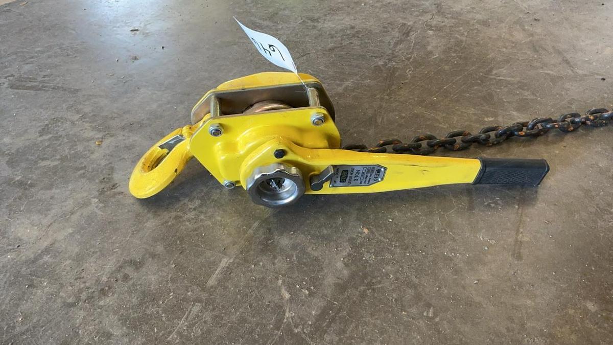 Used Stark Chain Hoist