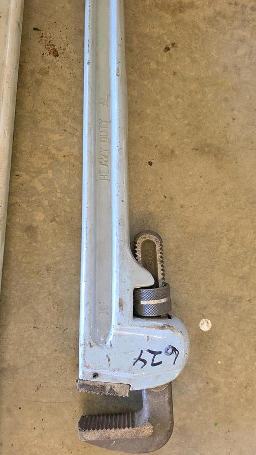 Used Heavy Duty Aluminum Pipe Wrenches