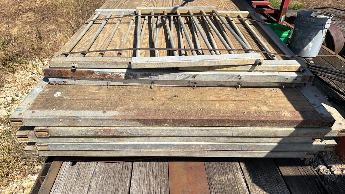 Used Box Stalls