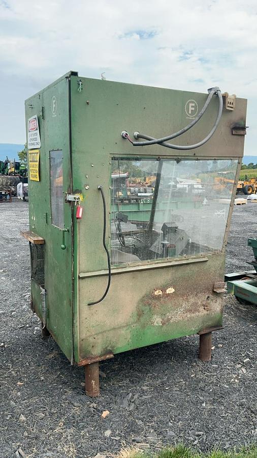 Used Frontline Sawyers Cab