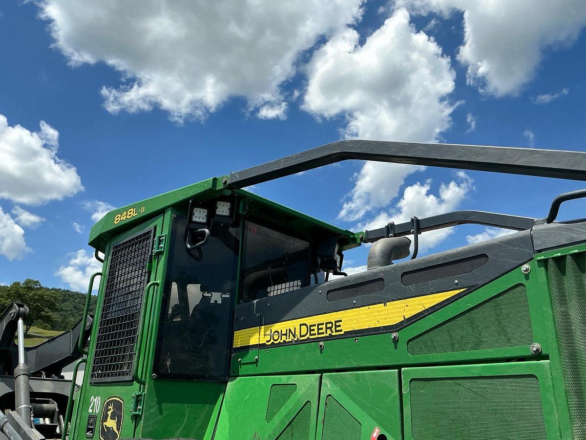 Used 2019 John Deere 848L Grapple Skidder