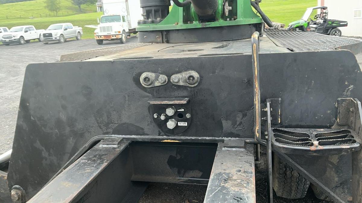 Used 2015 John Deere 335D Knuckleboom