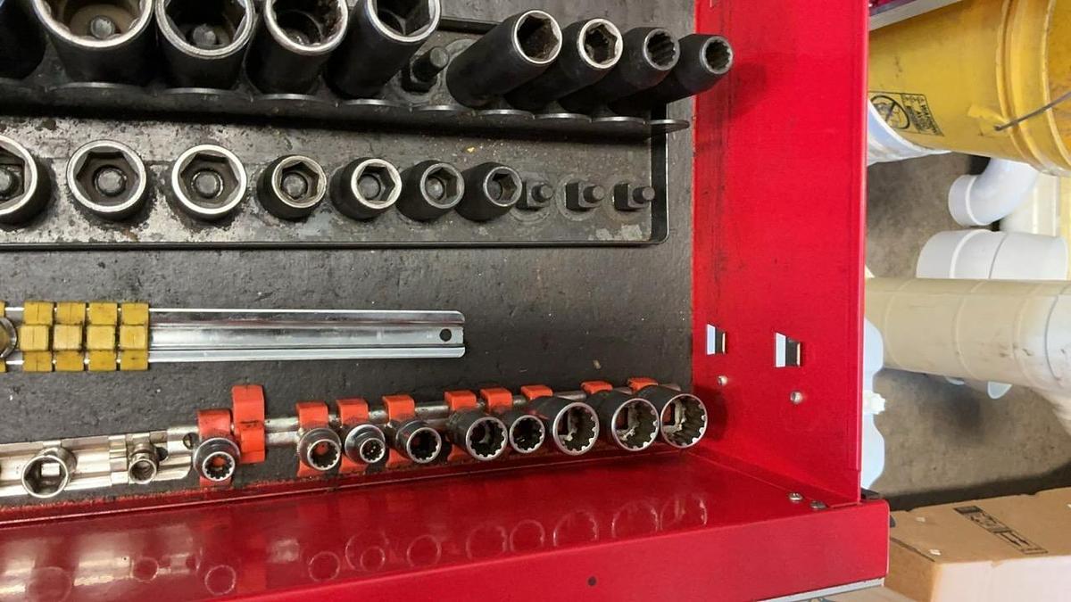 Used U.S. General Tool Box and Contents
