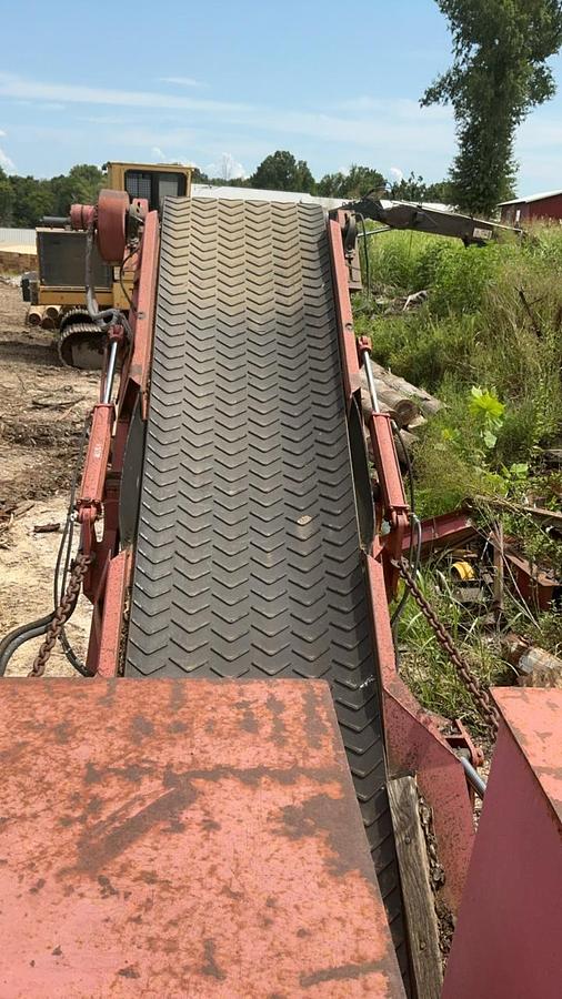 Used Morbark 4600 Grinder