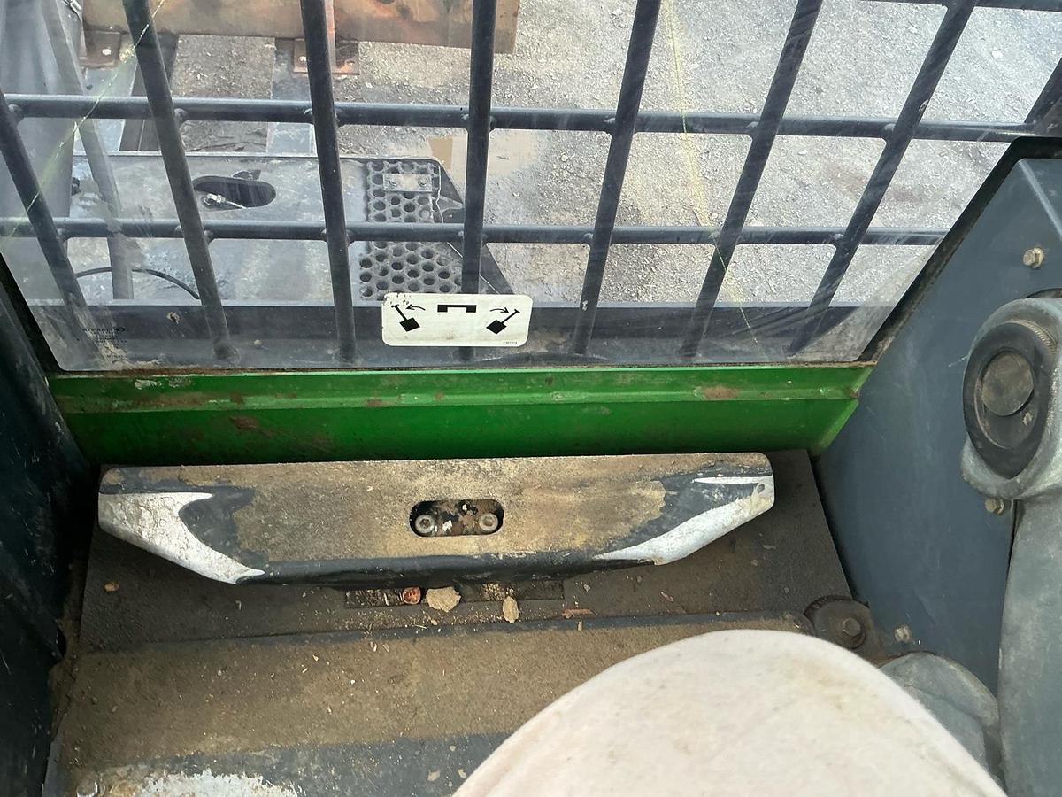 Used 2015 John Deere 335D Knuckleboom
