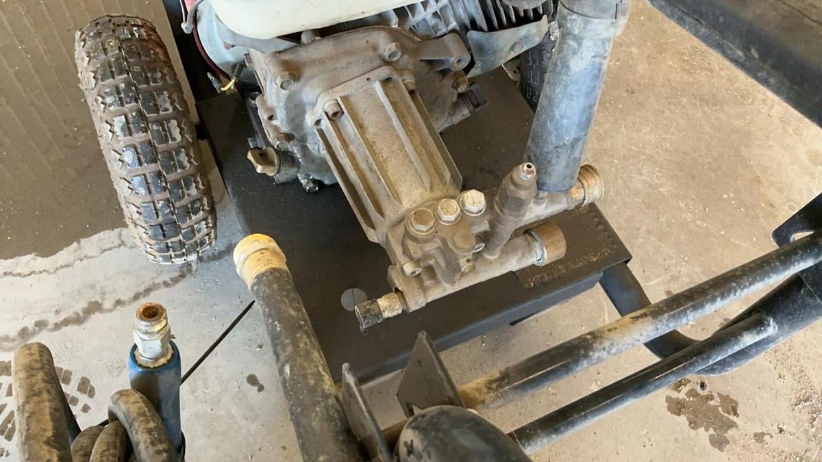 Used Yamakoyo GPW3000 Commercial Pressure Washer