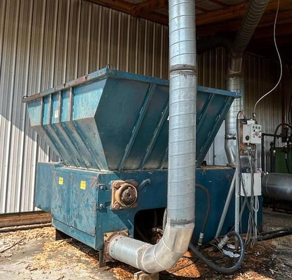 Used Challenger Wood Waste Grinder