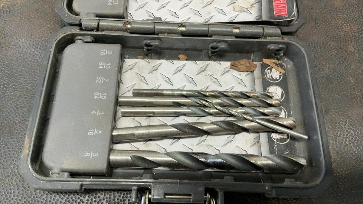 Used U.S. General Tool Box and Contents
