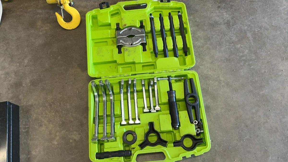 Used Jmac Puller Set