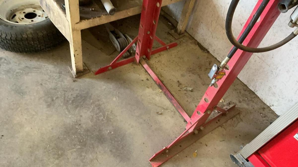 Used 20 Ton Shop Press