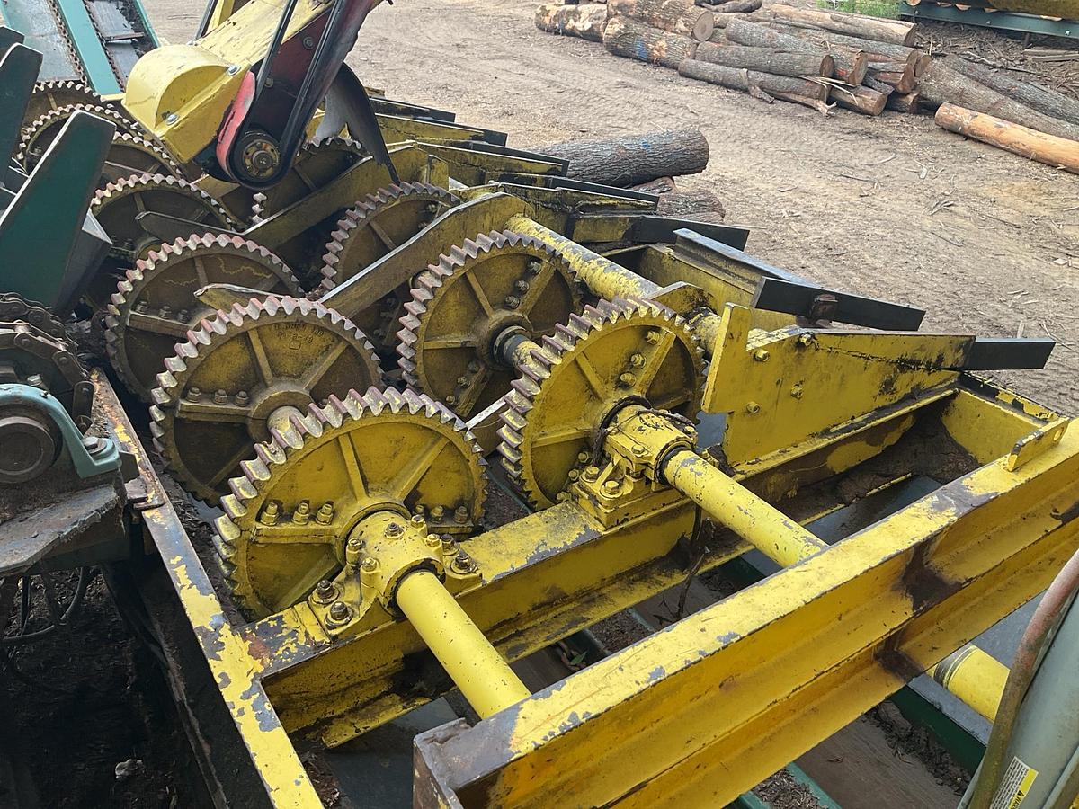 Used Fulgum E-616 Rosserhead Debarker
