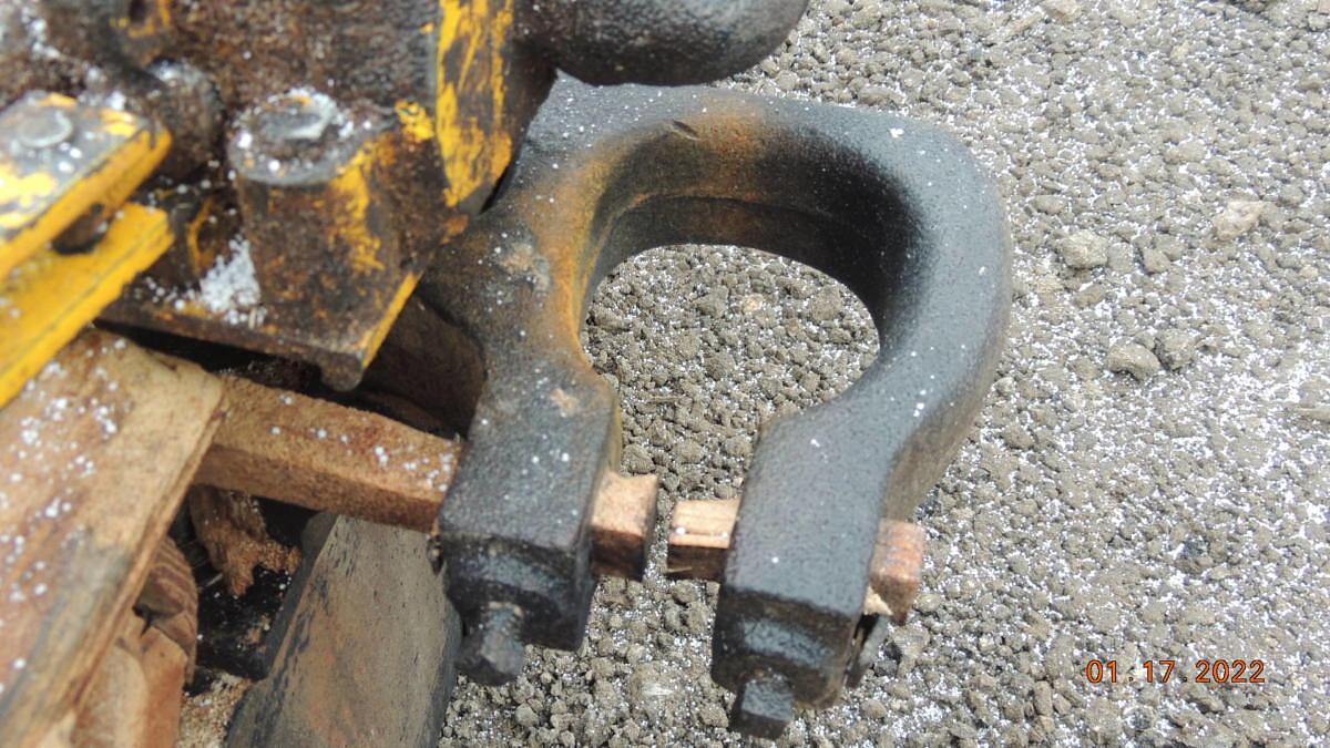 Used RENCO CIRCLE MILL